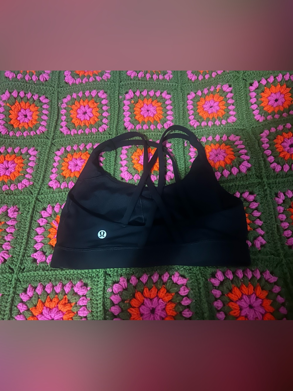 Lululemon - Picture 3 of 5